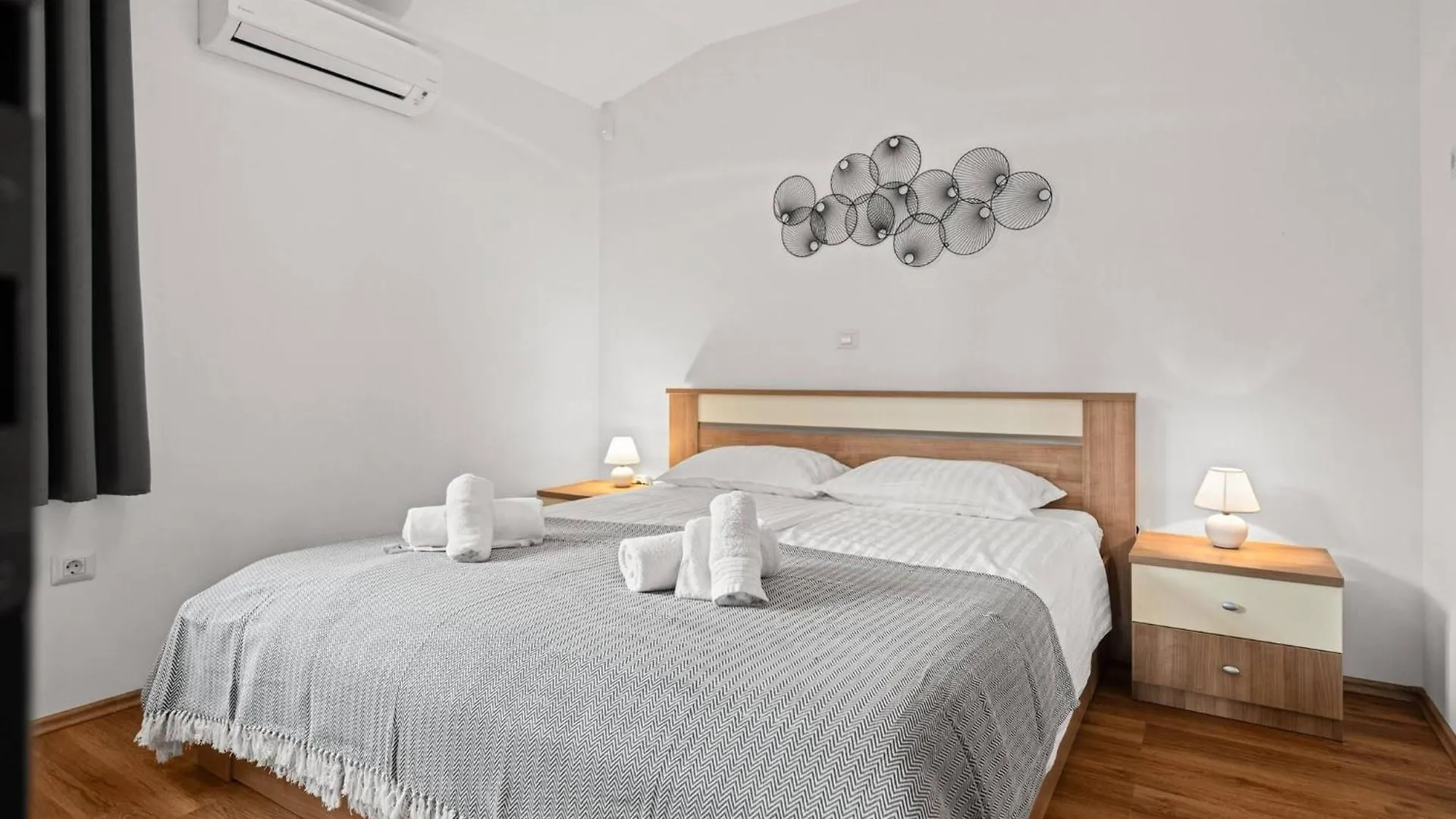 Mountain Retreat With Private Pool And Grill In Radmani, Croatia Vikendica