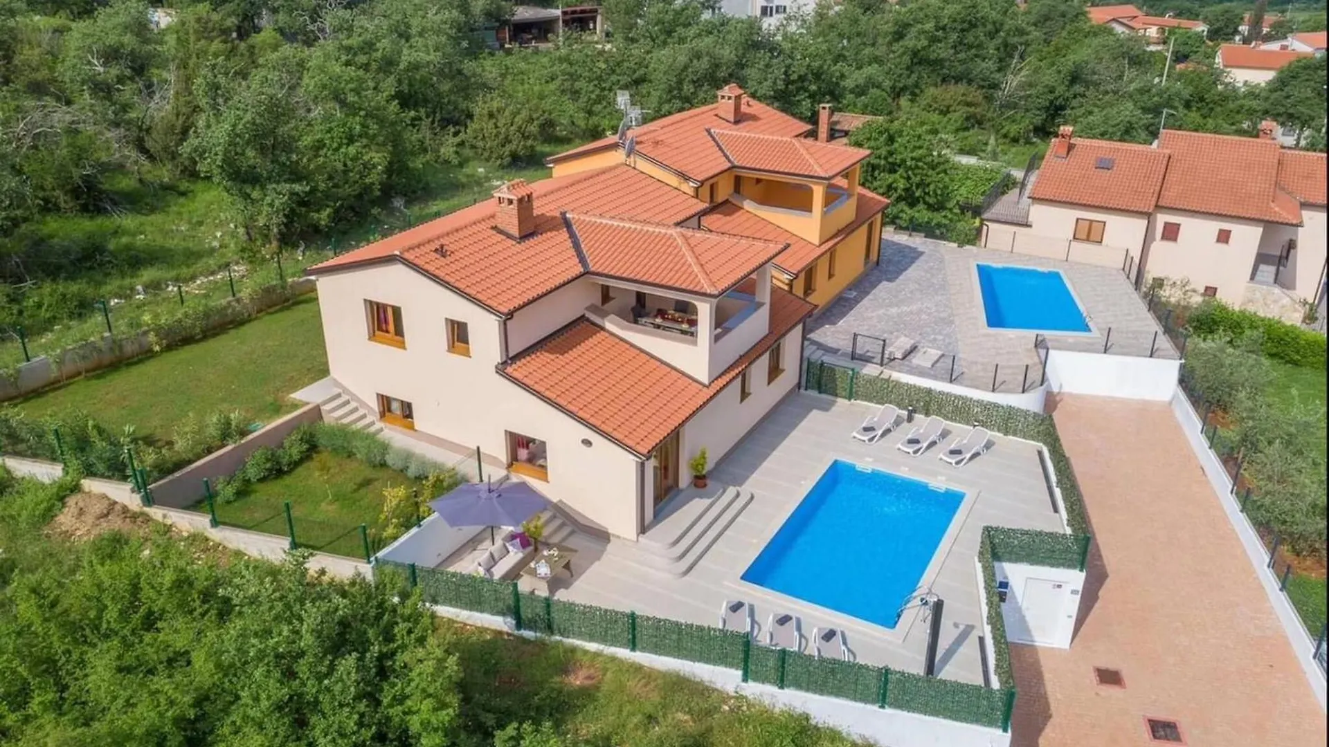 Mountain Retreat With Private Pool And Grill In Radmani, Croatia 0*, Radmani