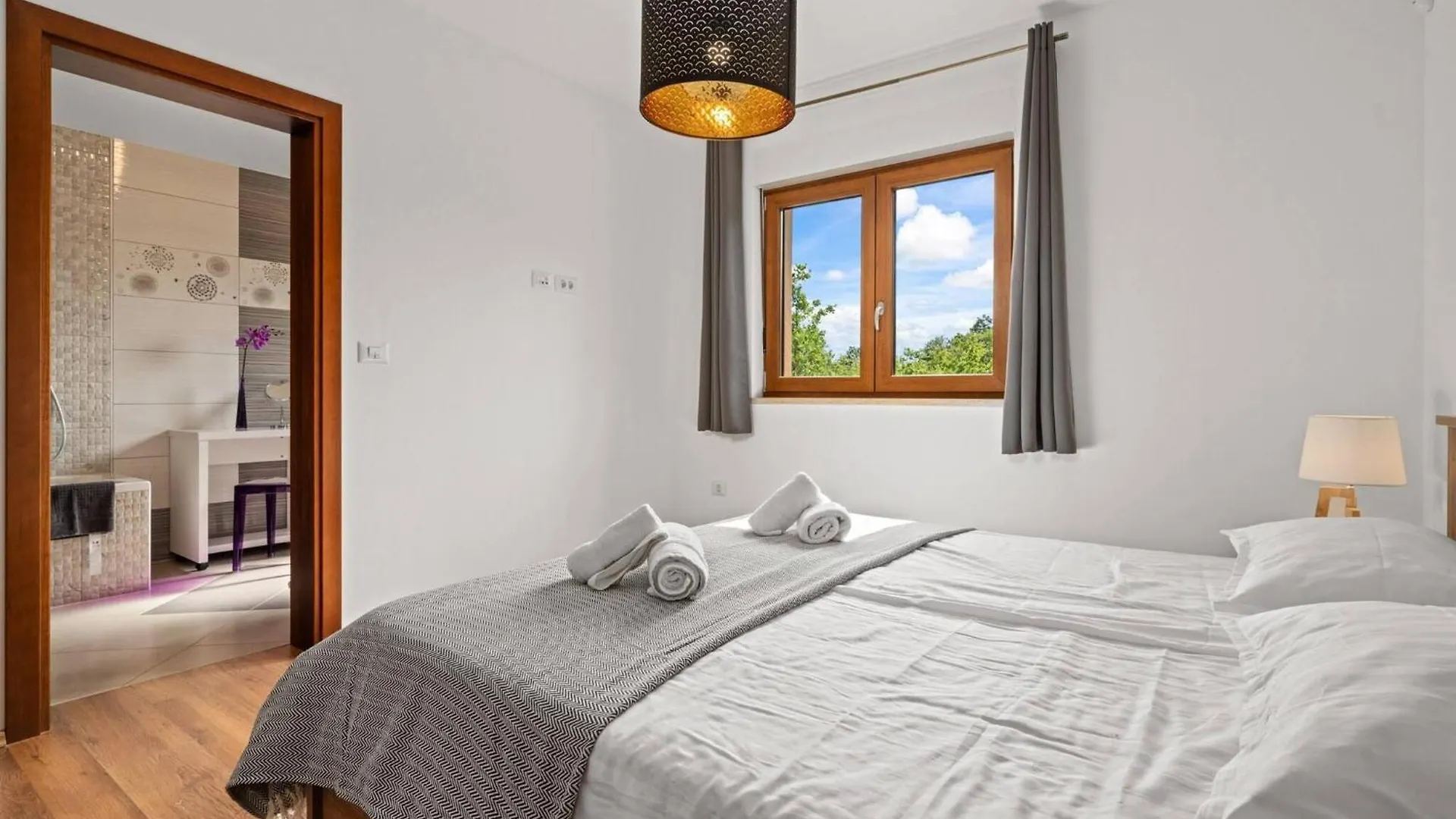Mountain Retreat With Private Pool And Grill In Radmani, Croatia Vikendica Radmani